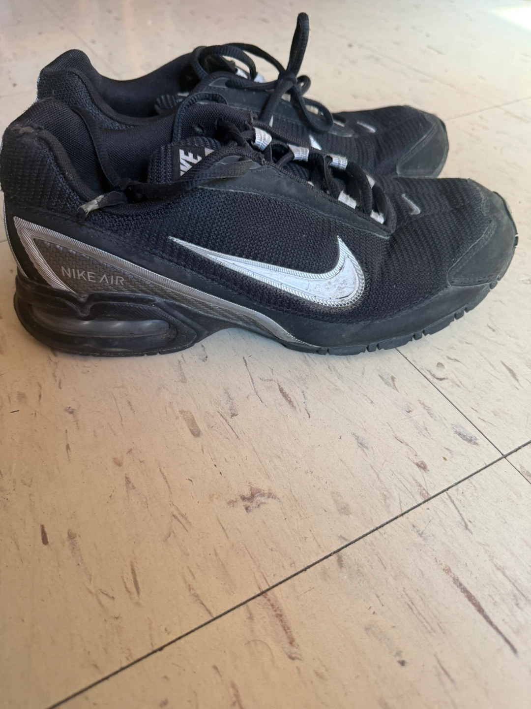 Nike Air Max Running Shoes size 8.5 men’s - photo 3