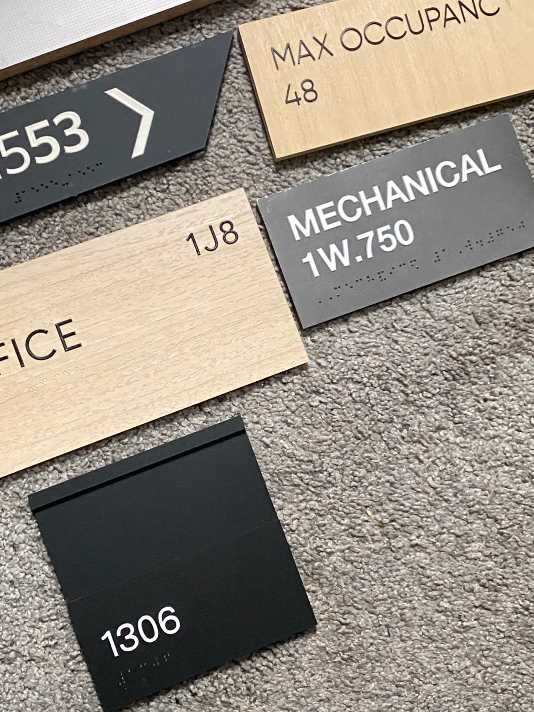 Lot of Assorted Office and Indoor Signs - photo 3