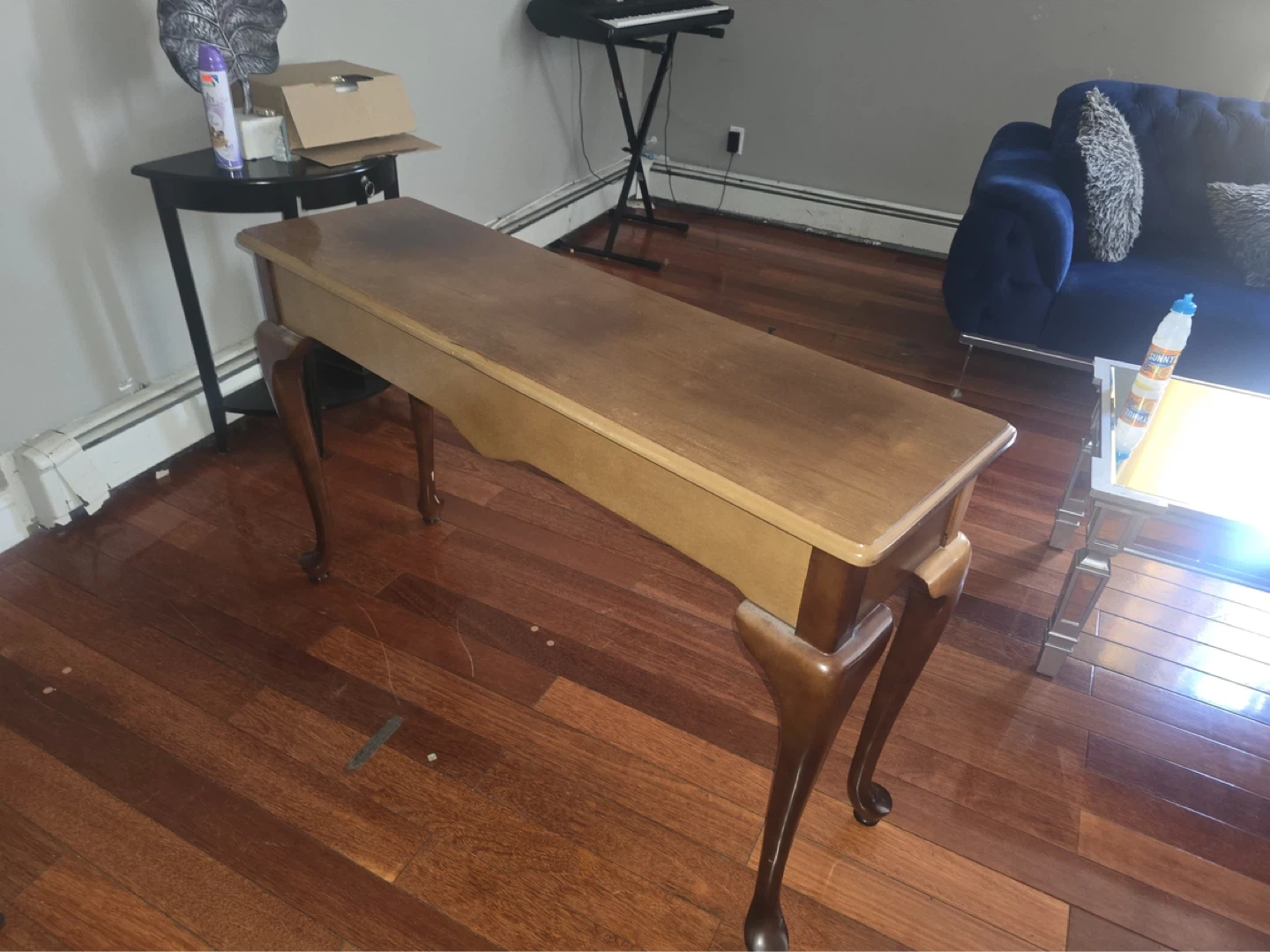Vintage Console Table with Drawers - photo 3