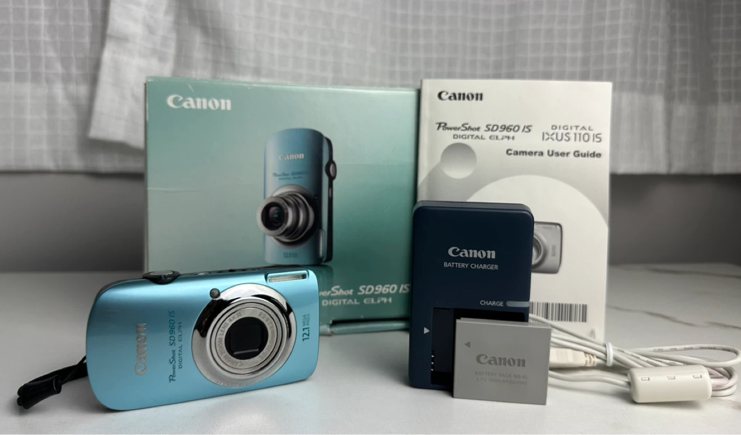 Canon PowerShot SD960 IS Digital ELPH 12.1MP