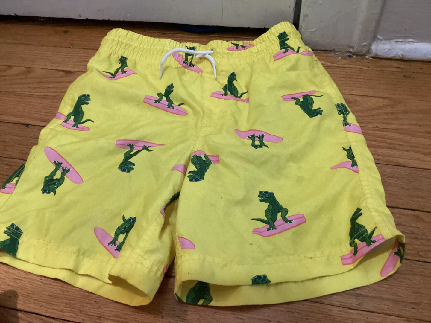 ⚽️Old Navy Boys Swim Trunks Size 10-12