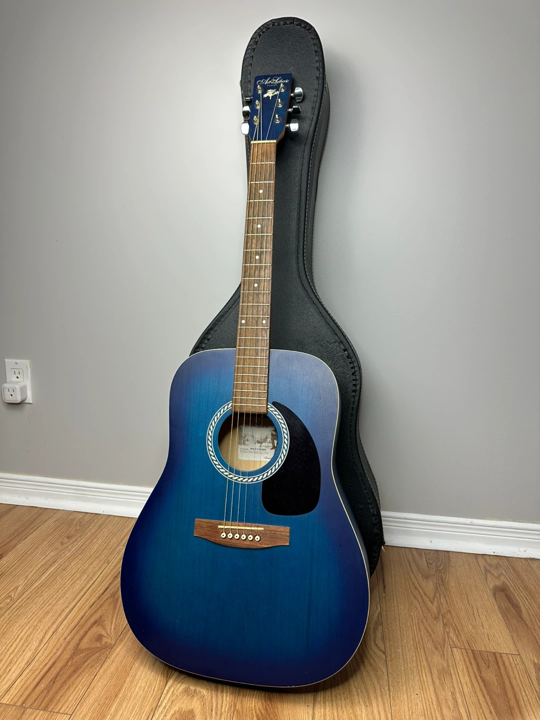 Art & Lutherie Wild Cherry Acoustic Guitar Blue Finish