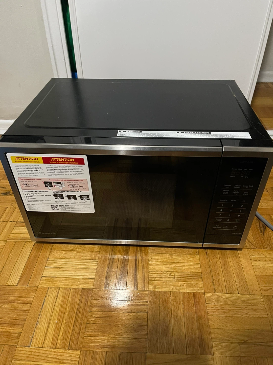 Panasonic Microwave Oven NN-SU55QS/NN-SU56QS Owner's Manual