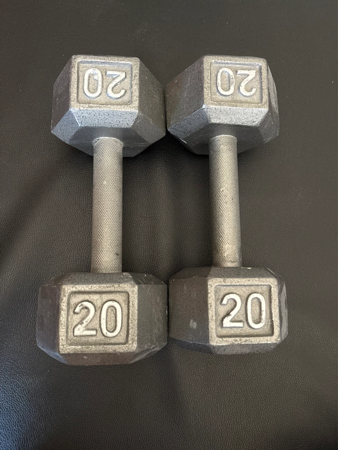 Pair of 20 Ibs Hex Dumbbells