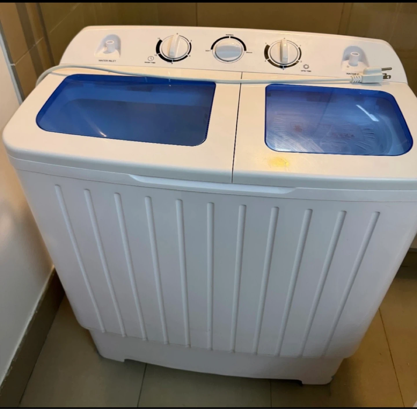 PORTABLE WASHING MACHINE