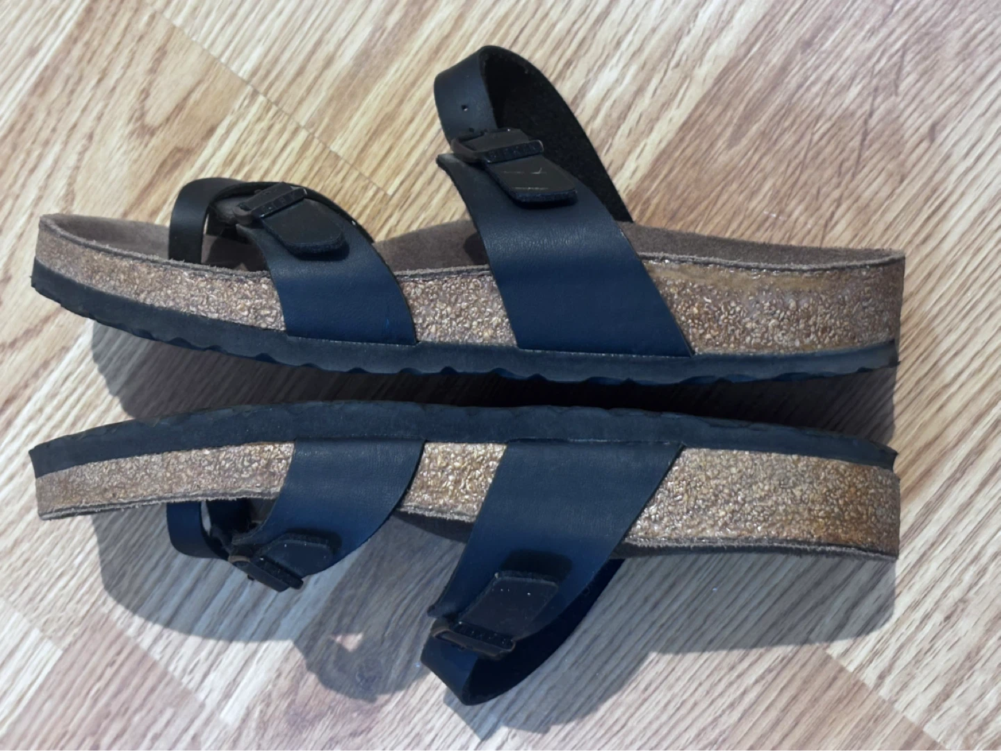 ⚽️Birkenstock Gizeh Black Sandals Size 39 - photo 3