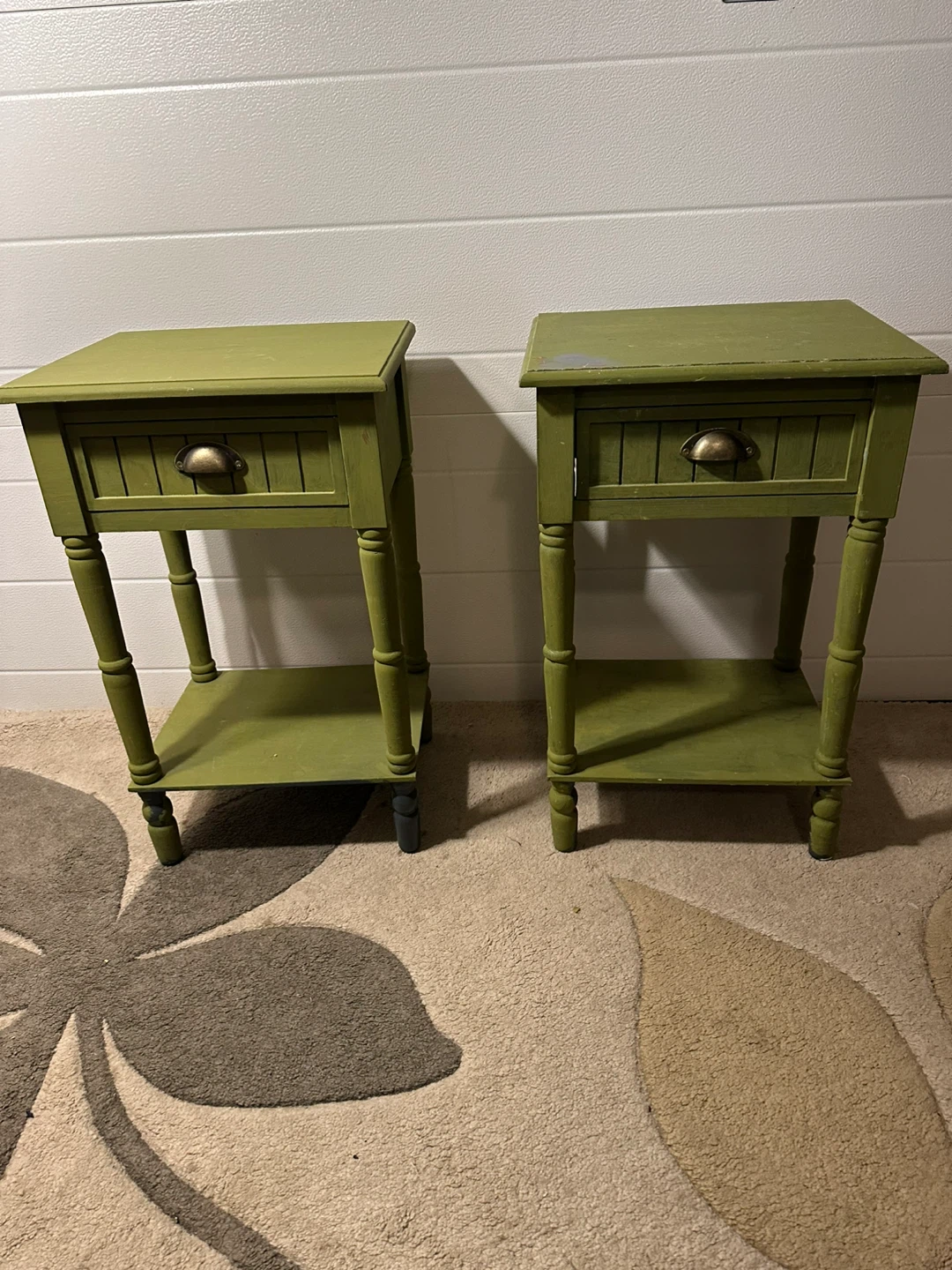 Pair of Green Wooden Nightstands - photo 2