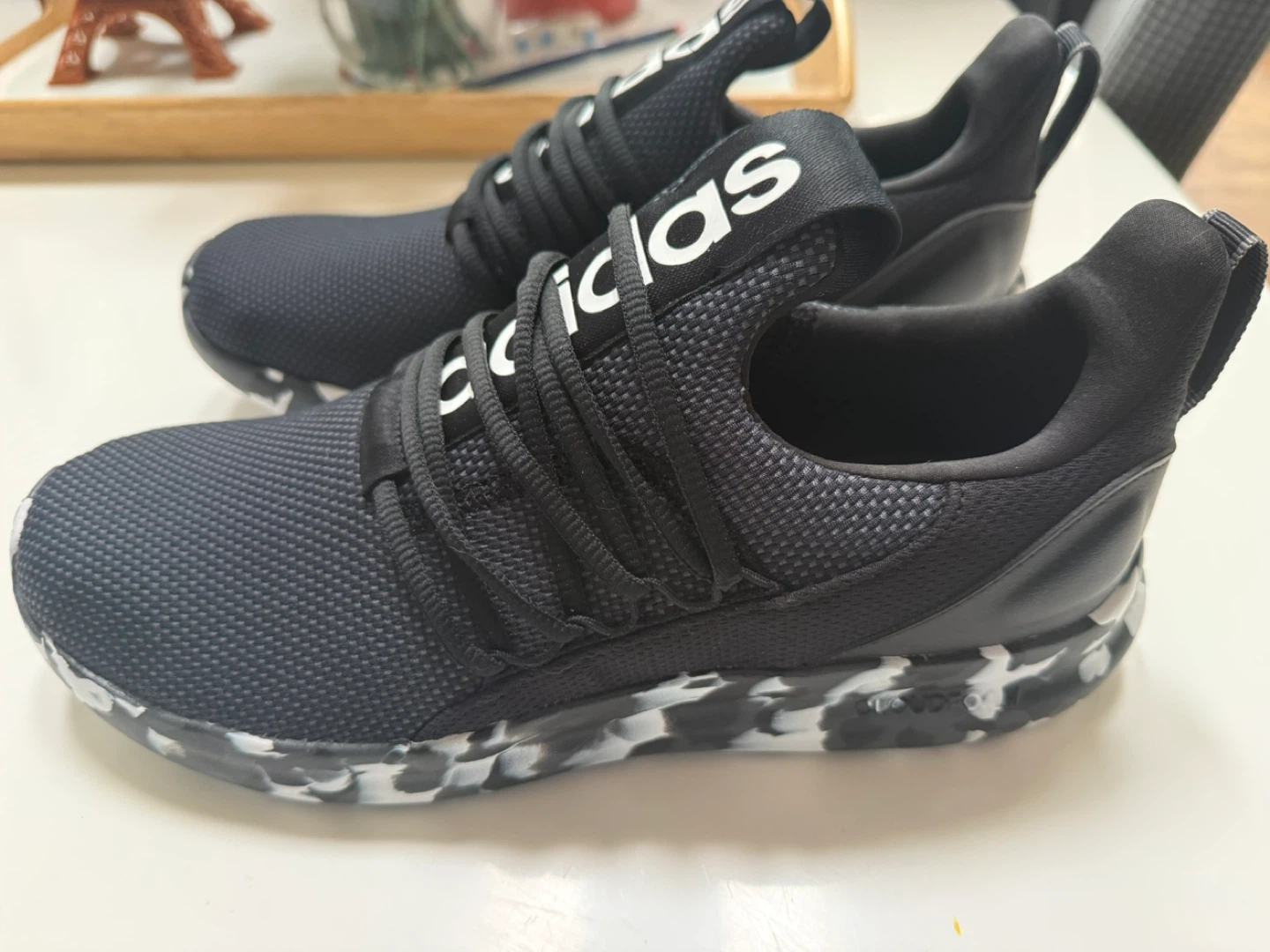 Adidas Cloudfoam Comfort Running Shoes size 10 new