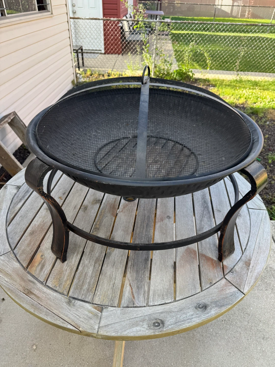 Black Metal Fire Pit with Lid - photo 3