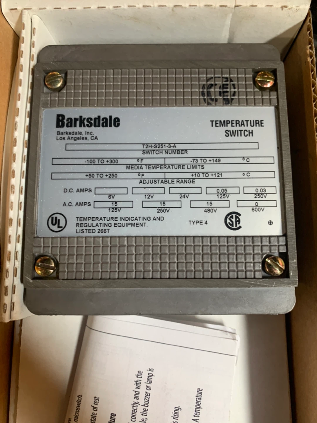 Barksdale Temperature Switch T2H-S251-3-A