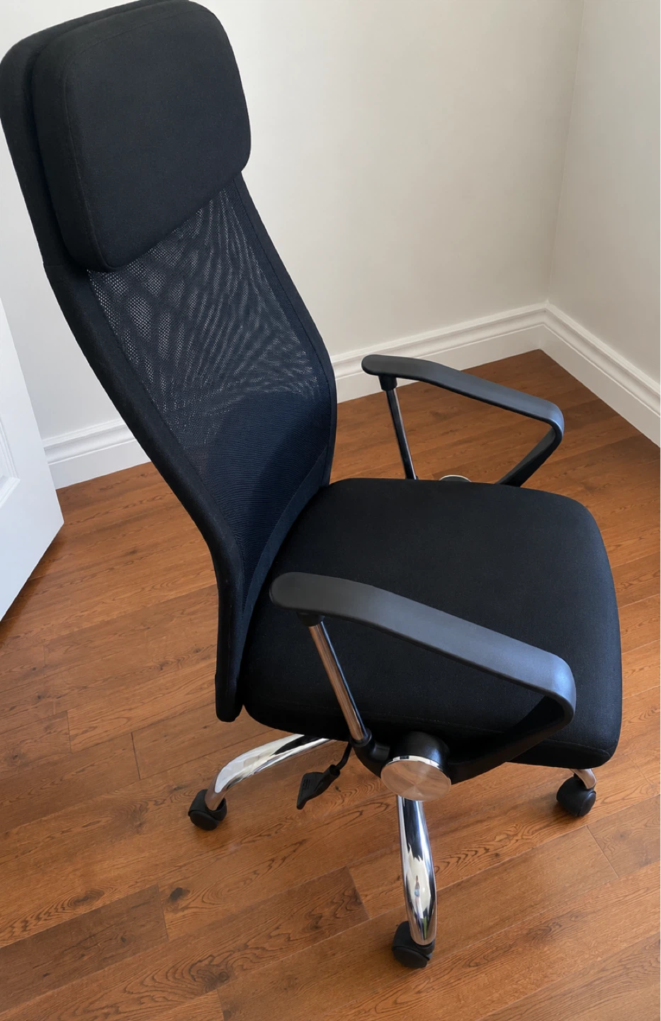 High Back Chair - photo 3