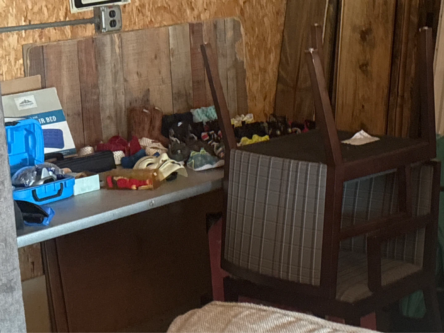 GARAGE SALE 6/19/26 . (Let me know when on way) - photo 3