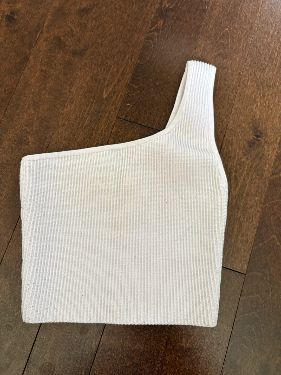 ⚽️Babaton White One-Shoulder Ribbed Knit Top XS