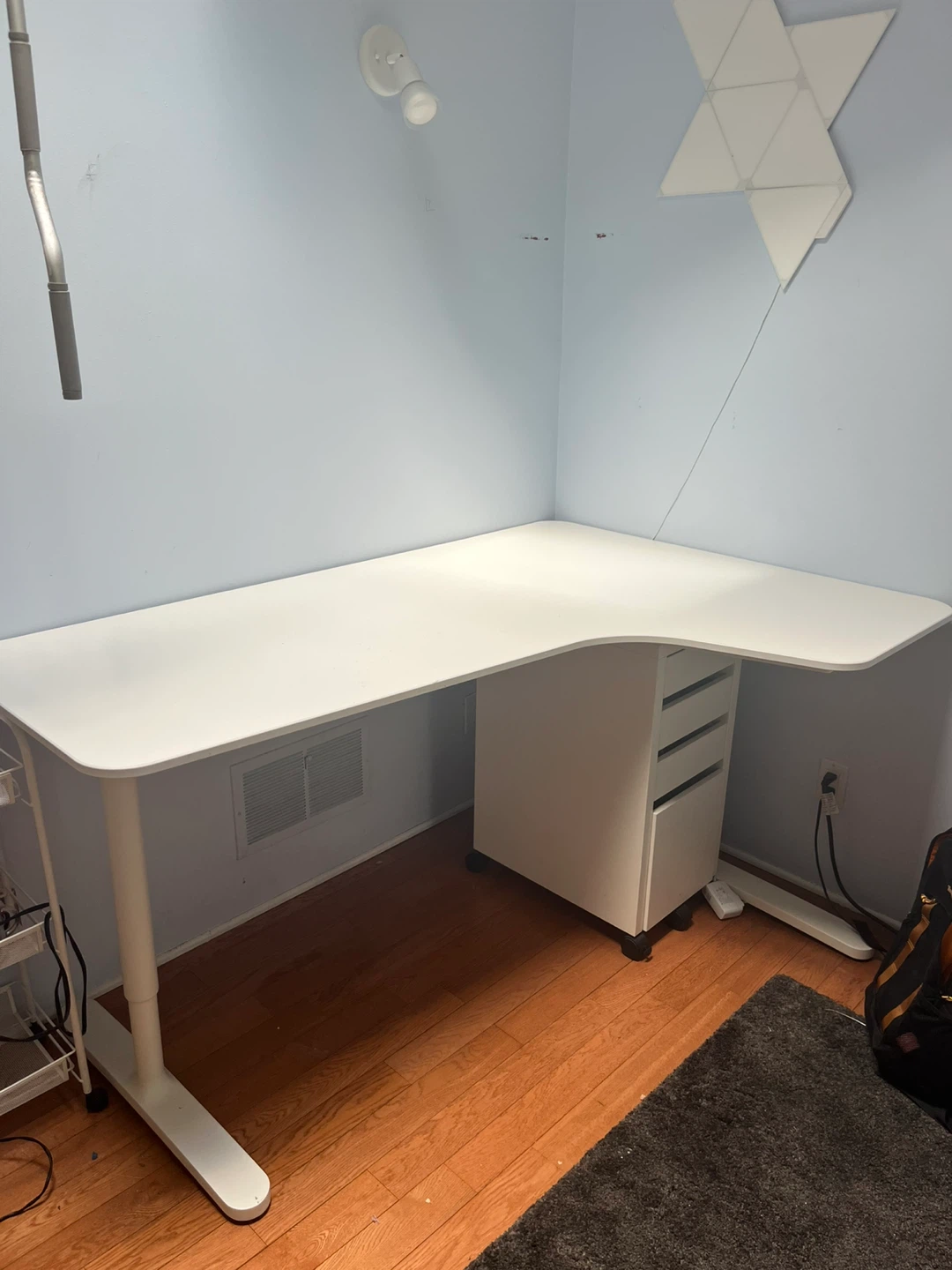 IKEA BEKANT Corner Desk and cabinet - photo 2