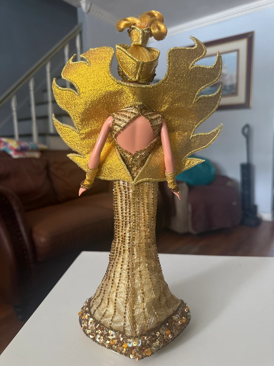 Bob Mackie Goddess of the Sun 1995 Barbie - photo 2