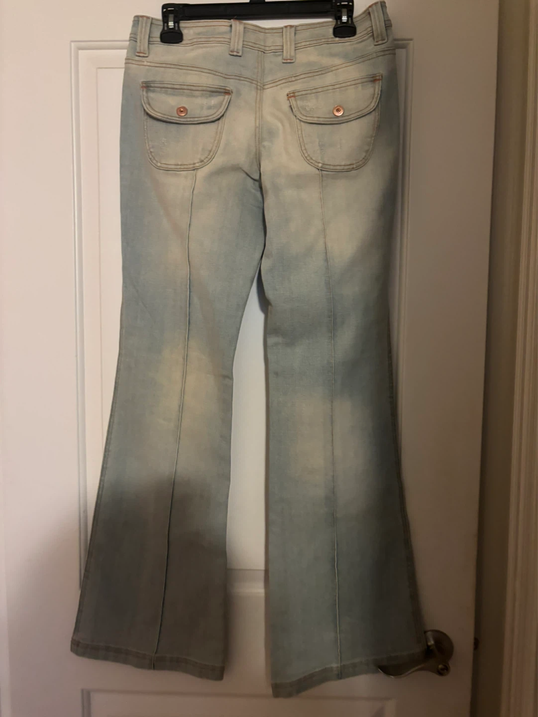 NWT Seduction Flare Jeans Light Wash, size 9. - photo 4