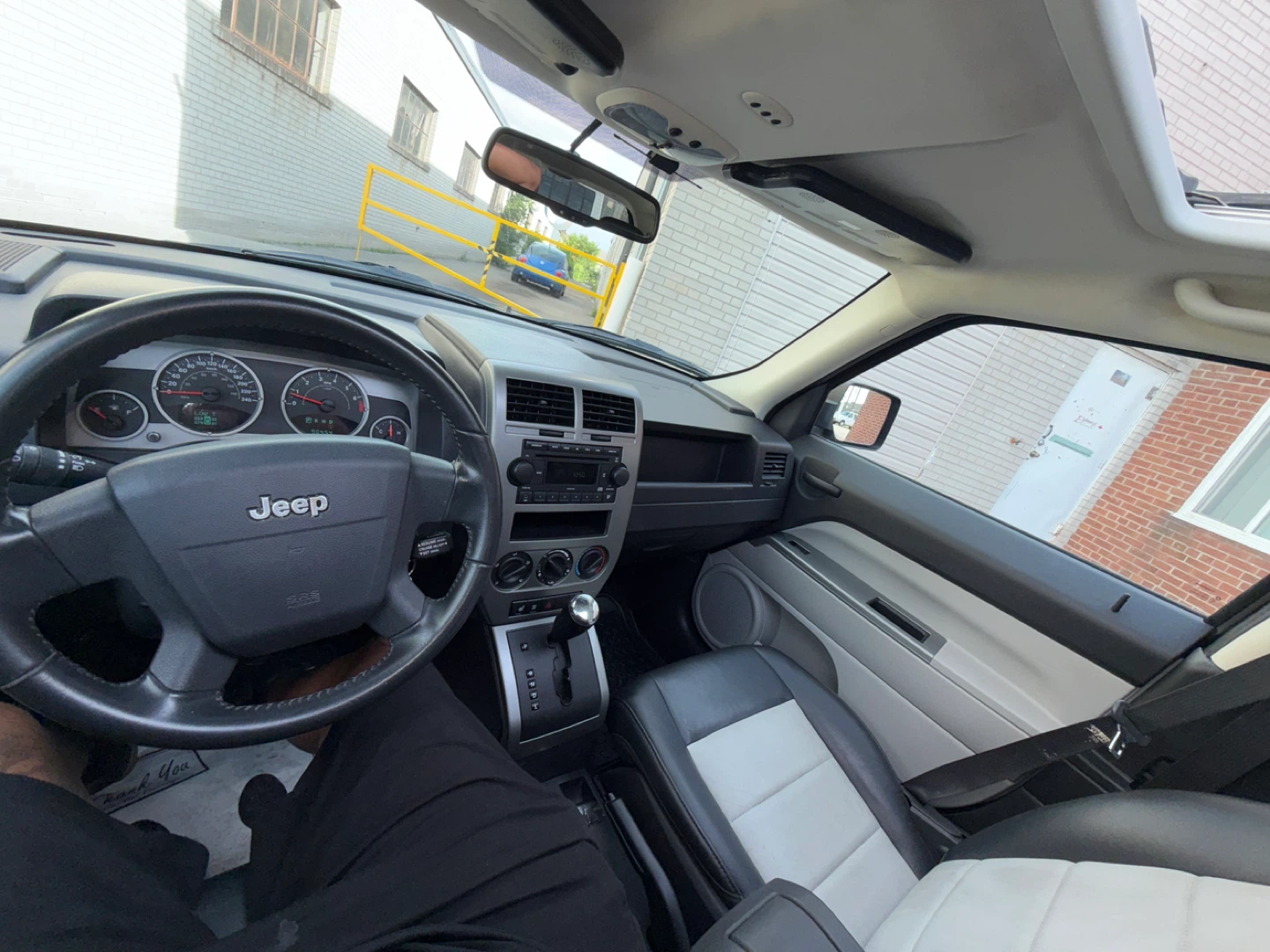 Black Jeep Patriot Limited 4x4 SUV - photo 5