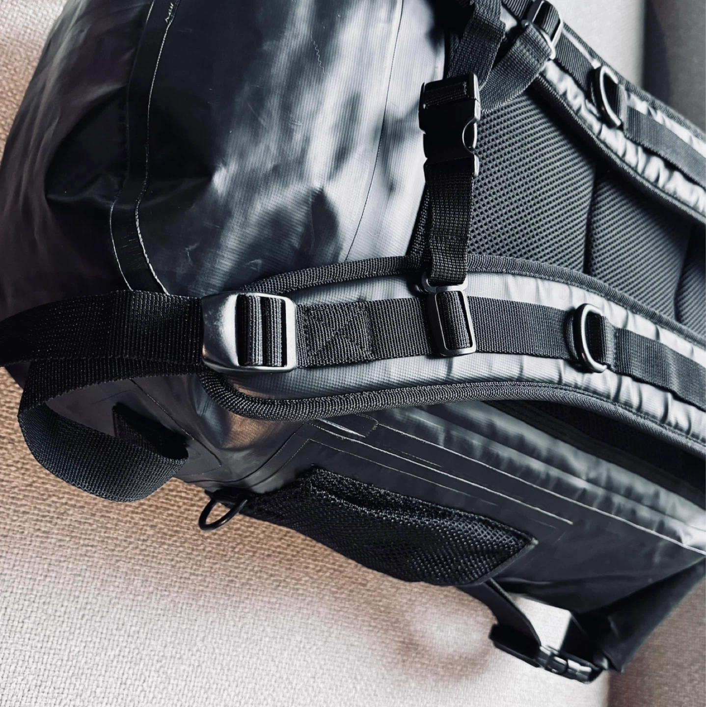 100% Waterproof ourCaste Jacque Dry Backpack - Brand New ⚽️ - photo 4