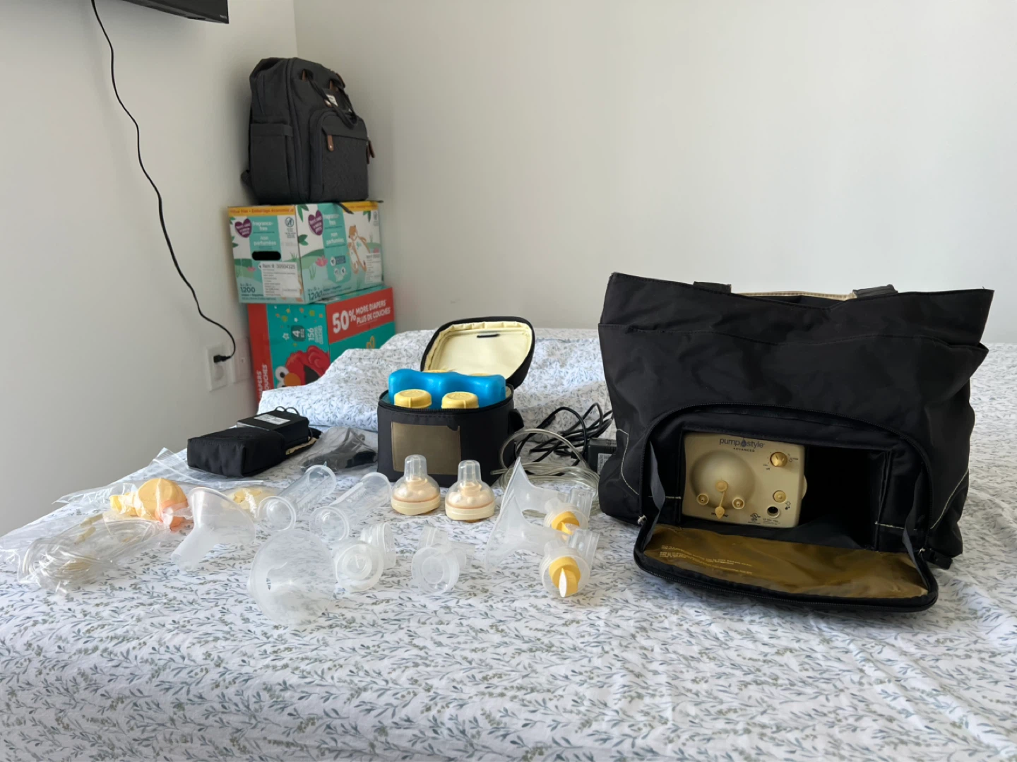 Pump In Style Advanced Breast Pump Bag with Accessories - photo 2