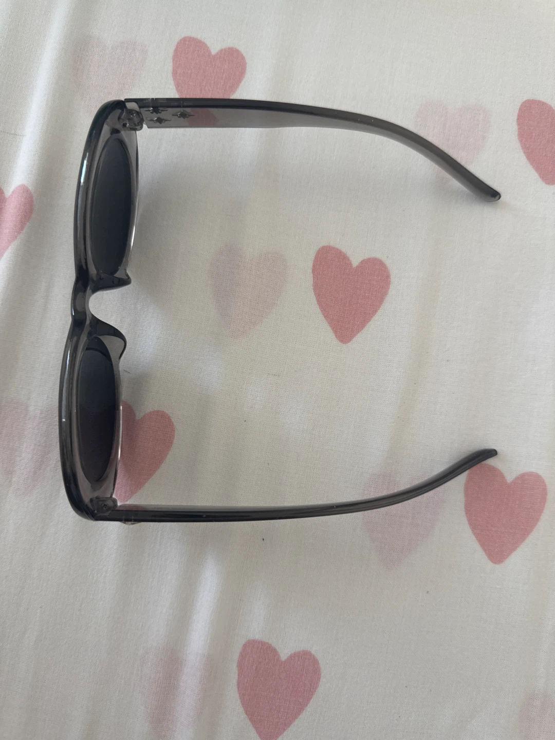 Grey Oval Sunglasses with Star Embellishments - photo 3