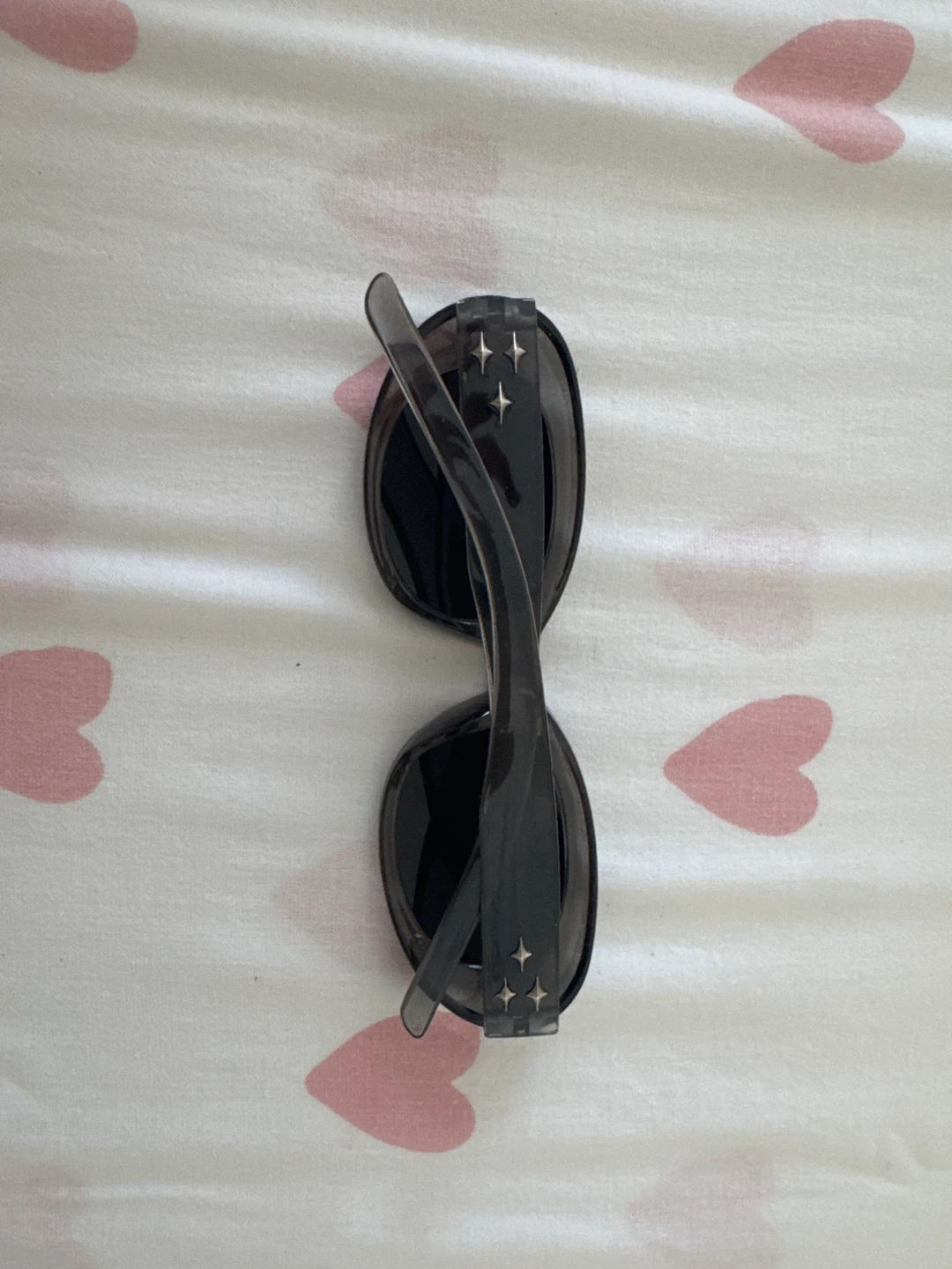 Grey Oval Sunglasses with Star Embellishments - photo 2
