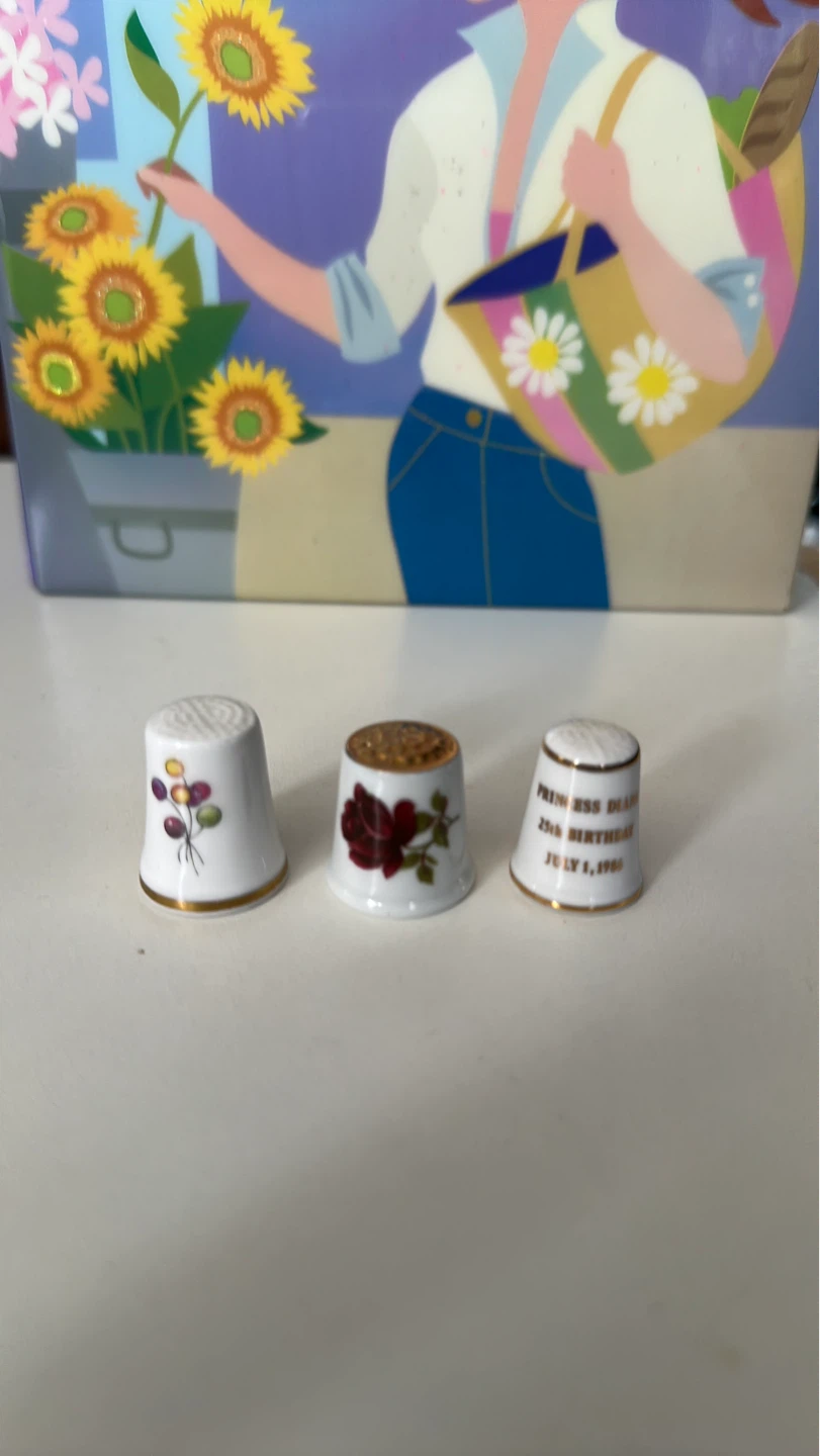 Set of 3 Decorative Thimbles - photo 2