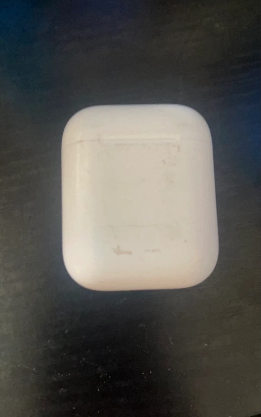 Apple AirPods (2nd Gen) Charging Case - photo 2