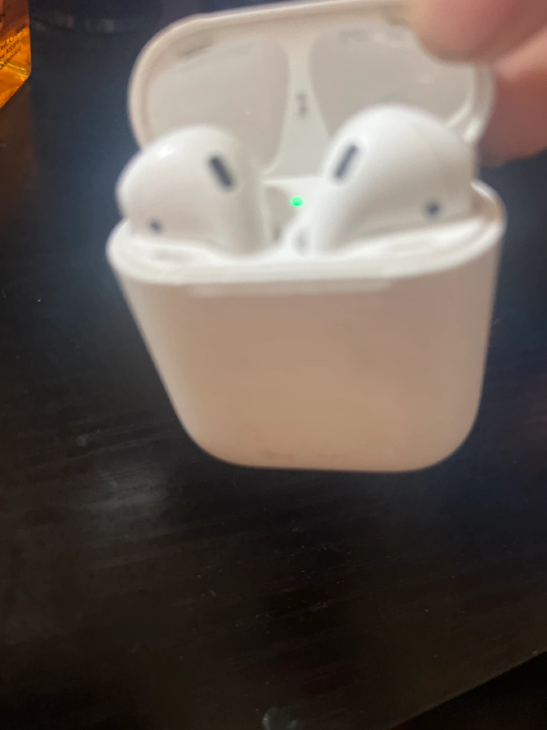 Apple AirPods (2nd Gen) Charging Case - photo 3
