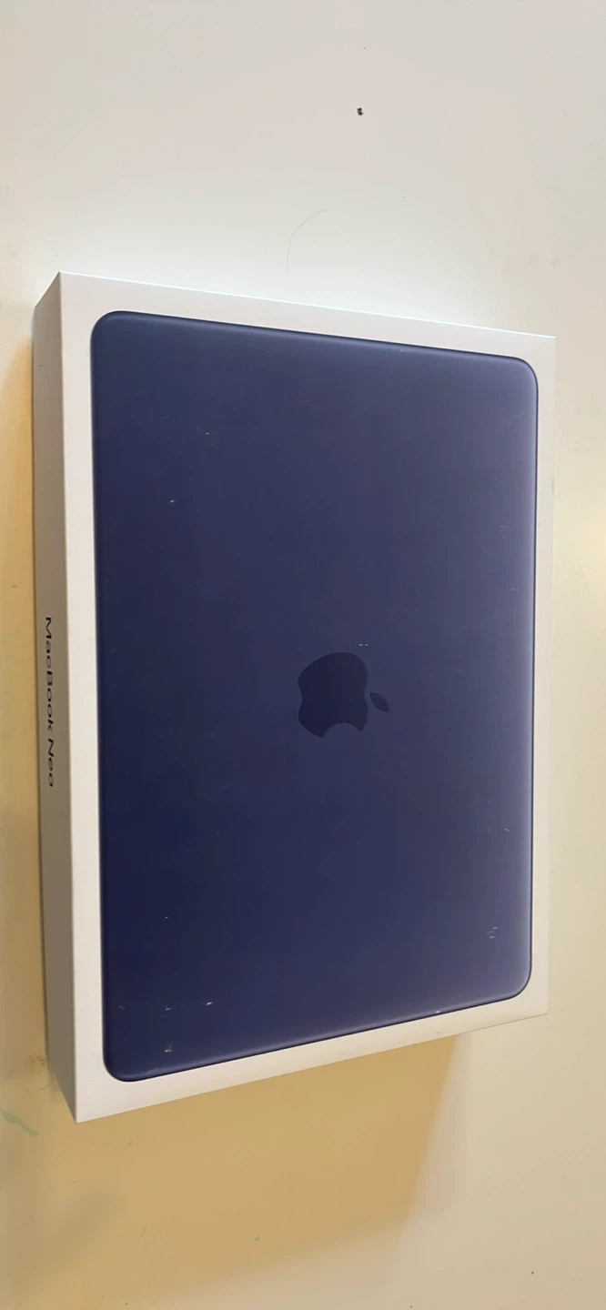 Brand new Apple MacBook Neo 256gb 13-inch Indigo - photo 5