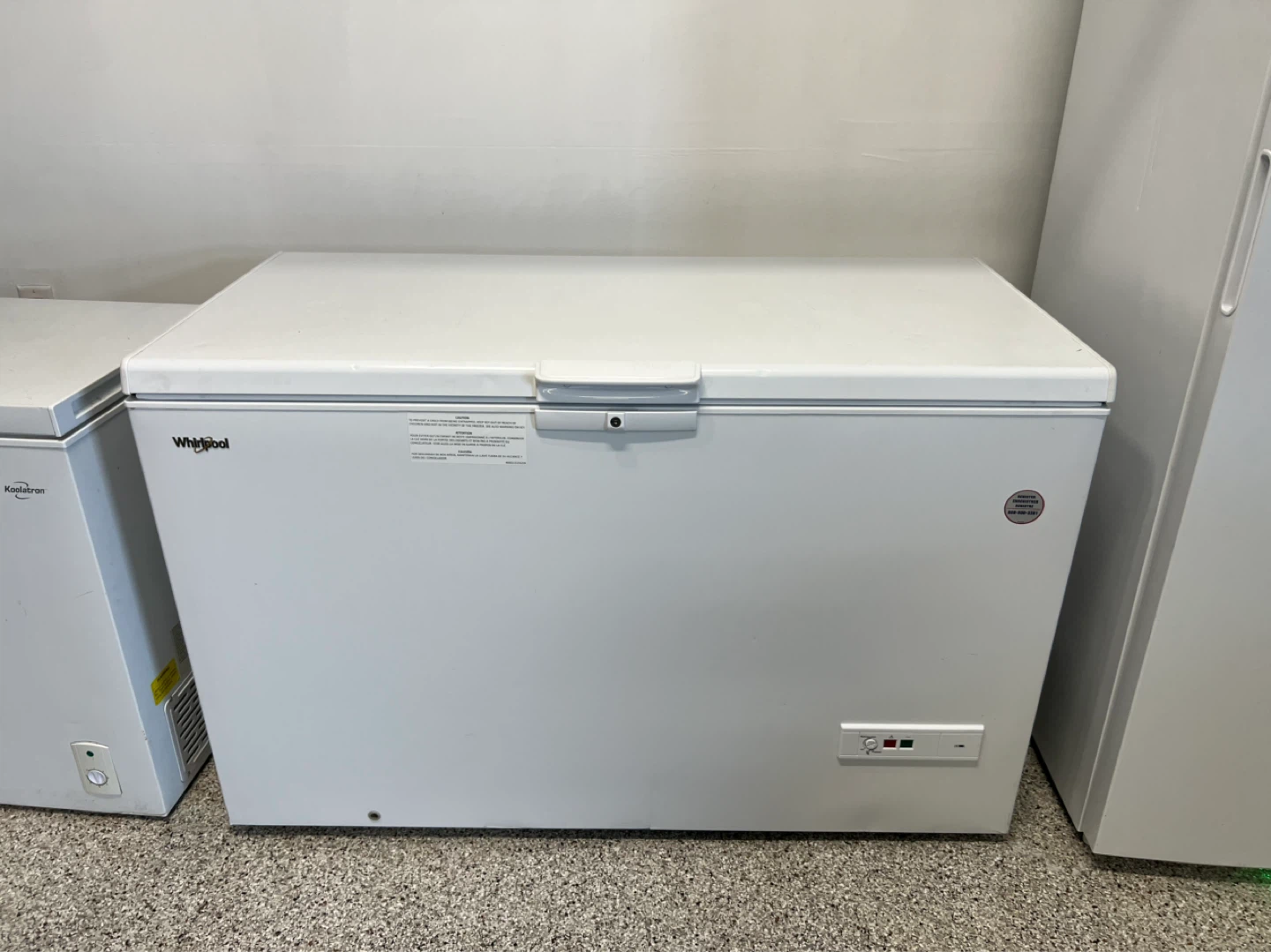 Whirlpool Chest Freezer - photo 4