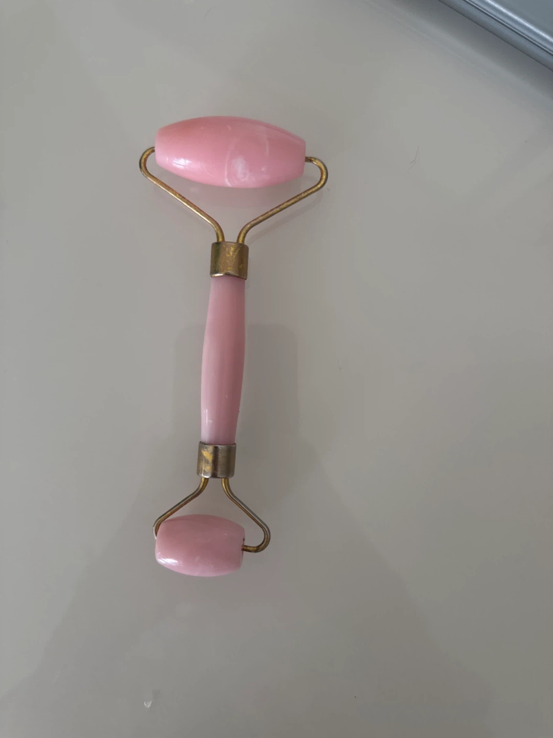 Pink Jade Roller for face passages