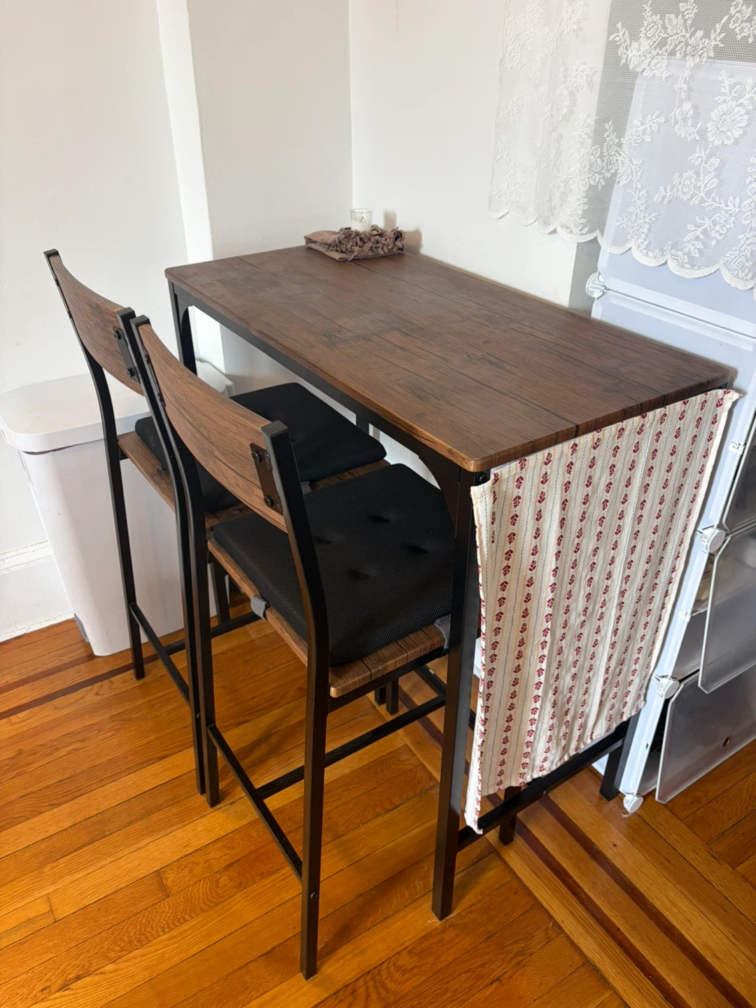 Bar Table and 2 Chairs Set - photo 2