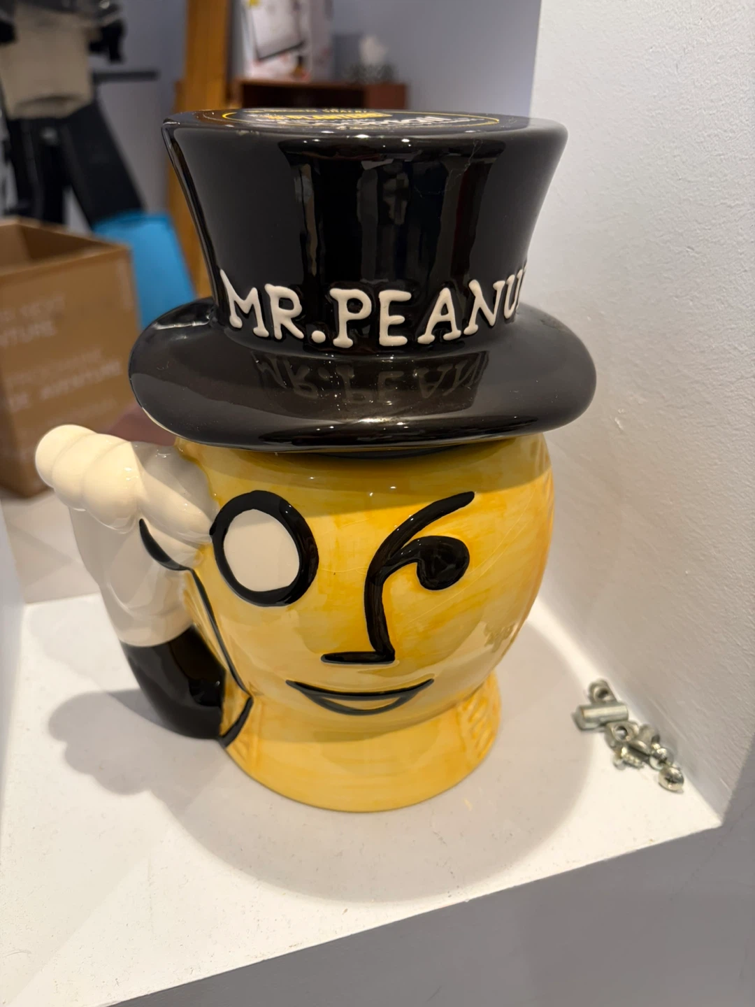 Mr. Peanut Jar ⚽