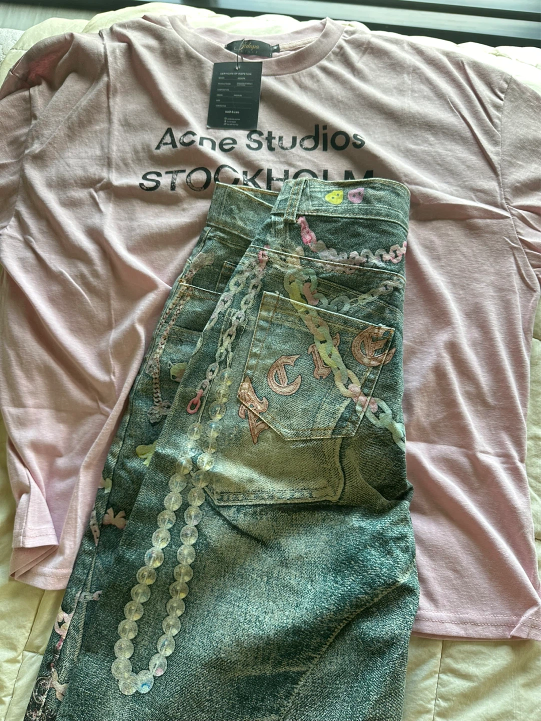 Acne Studios Pink T-Shirt & Denim Shorts Set - photo 5