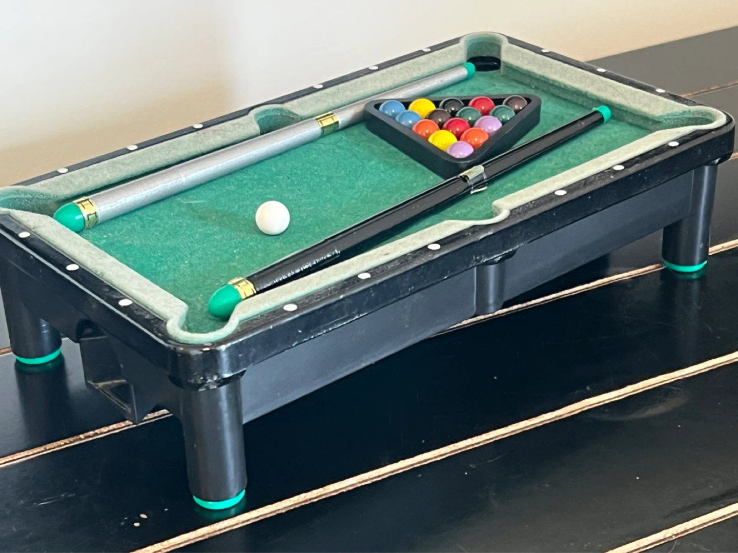 Vintage Miniature Pool Table Set ⚽