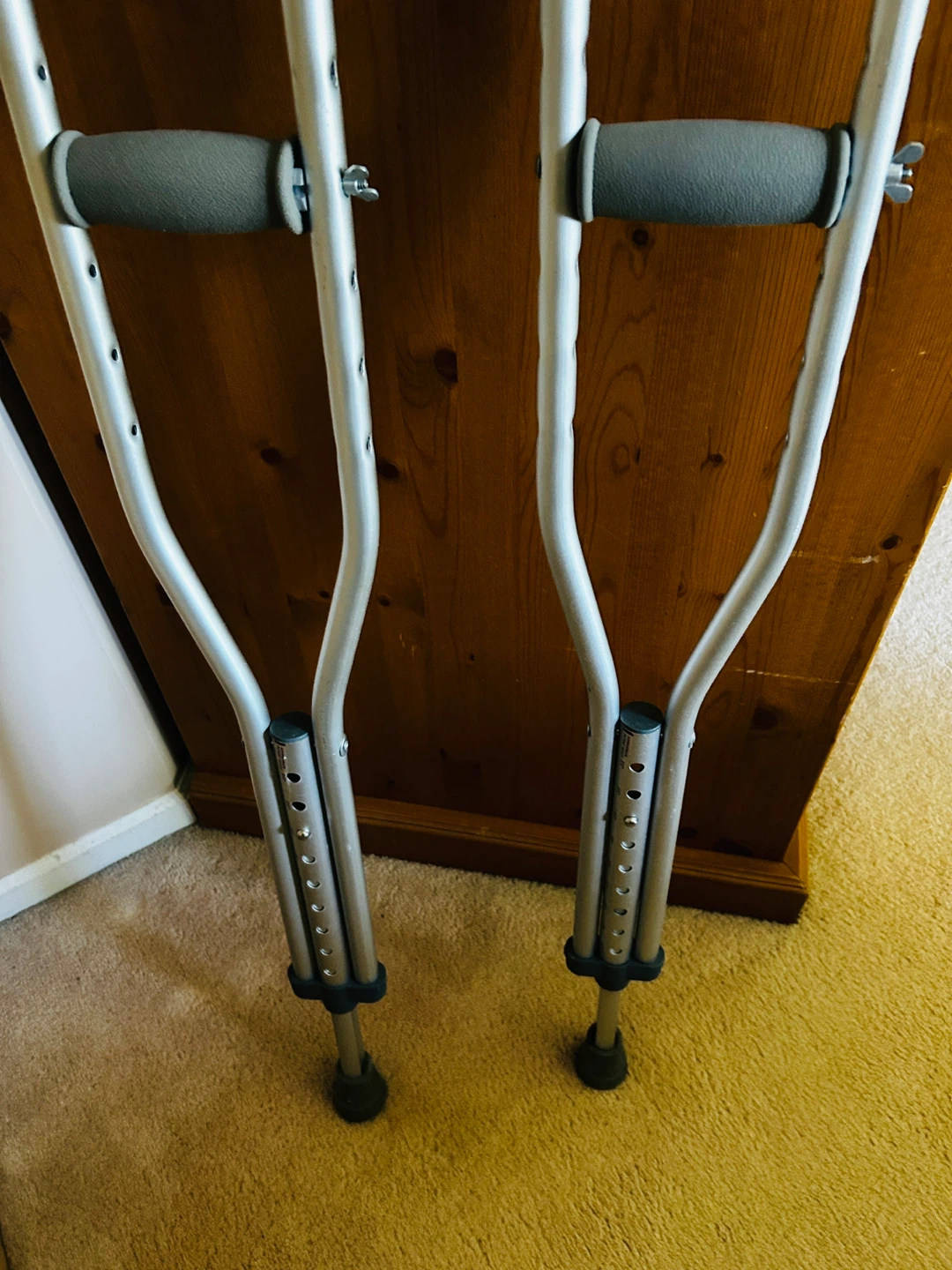 Guardian ⚽️Adult Aluminum Crutches - photo 2