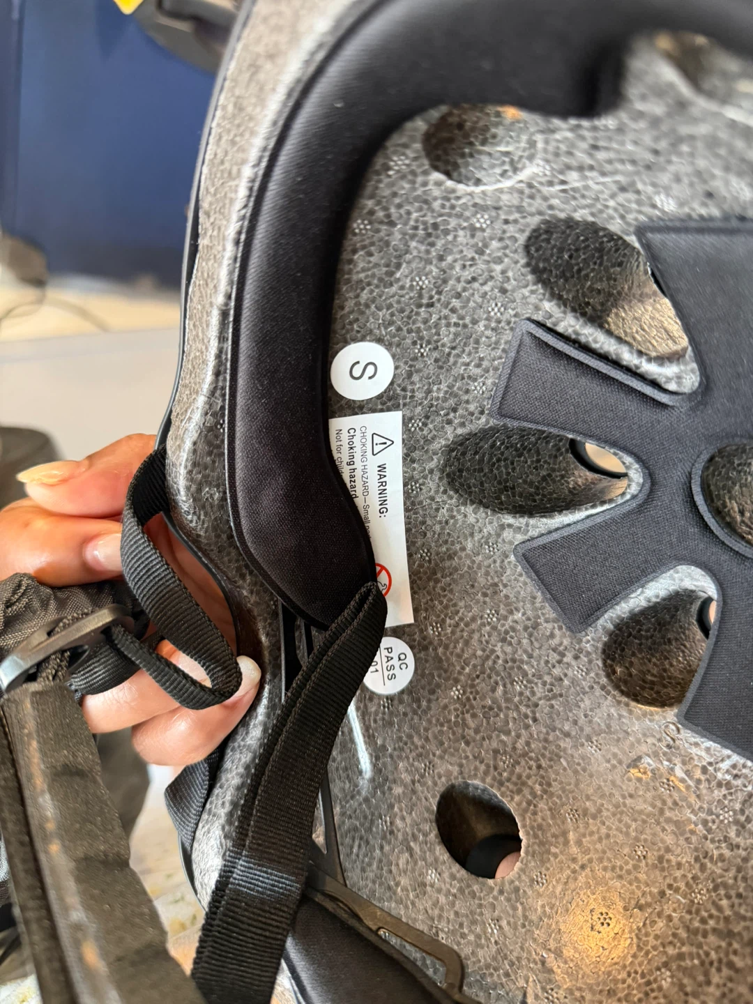 Black Matte Bicycle Helmet - Size S - photo 3