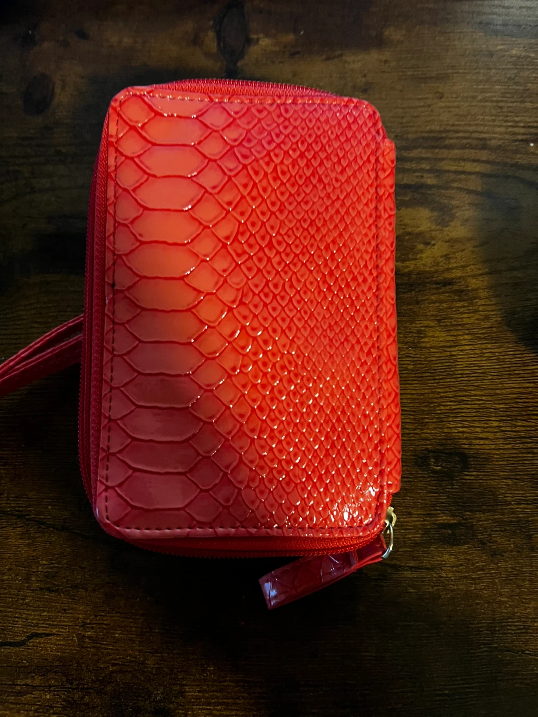Salmon colored snake print wallet ⚽ - photo 5