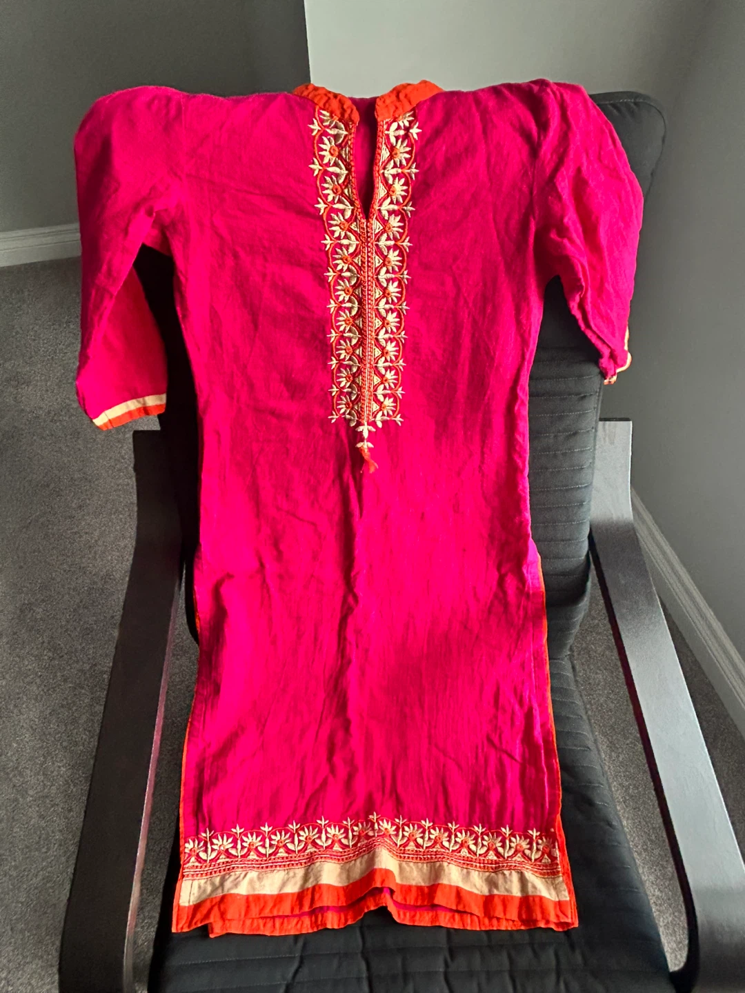 Small - Embroidered Long Kurti Tops