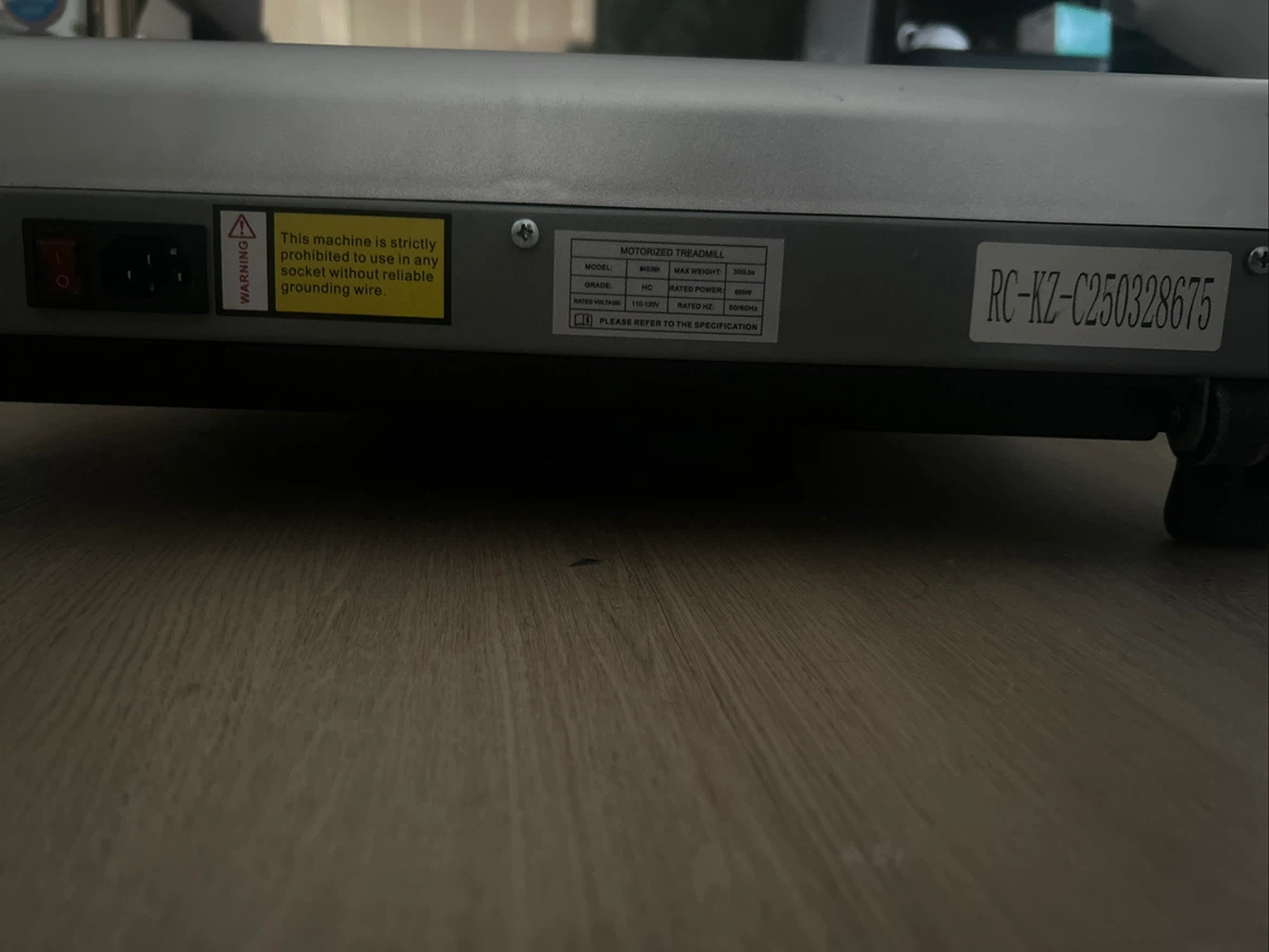Walking pad with remote - photo 4