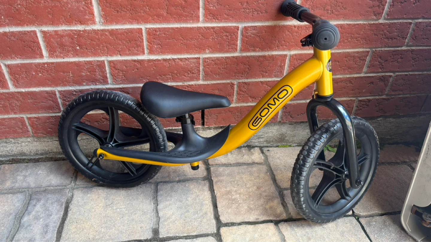 GOMO Balance Bike ⚽️