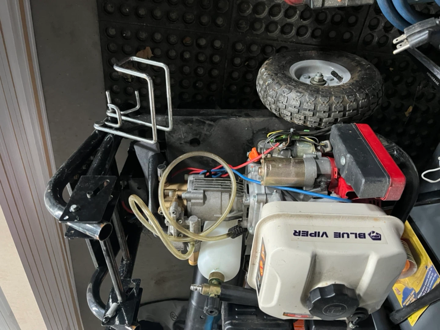 Blue Viper Commercial Cold Water Pressure Washer 2200 PSI