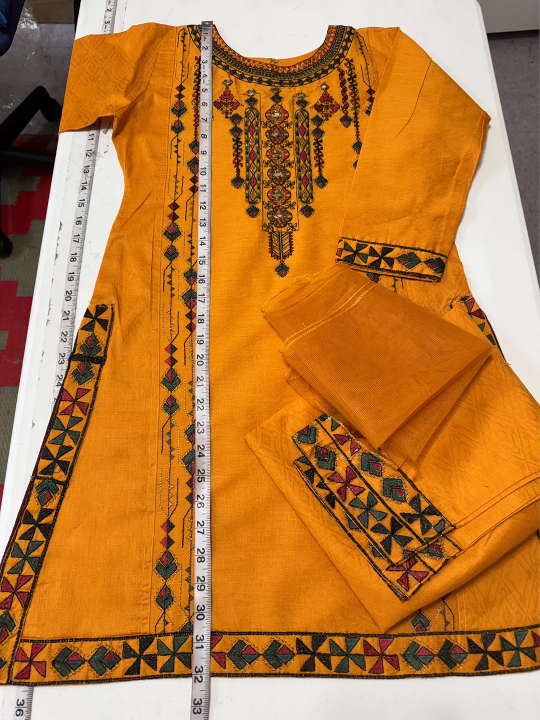 Brand new little girl 3pc Pakistani dress - photo 3