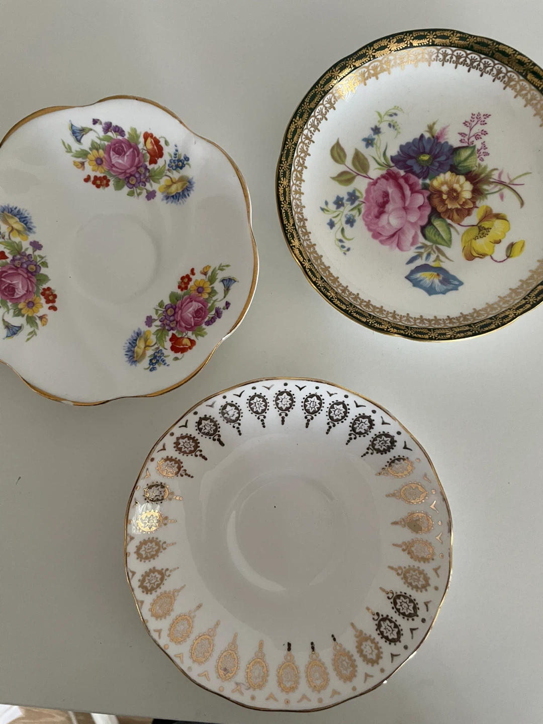 Set of 3 Vintage Floral Saucers ⚽️