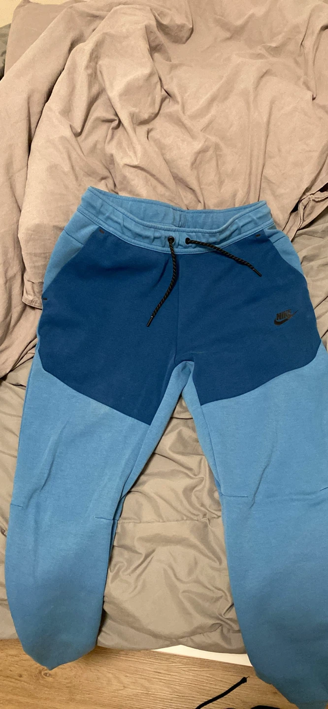 Nike Tech Fleece Jogger Pants - photo 2