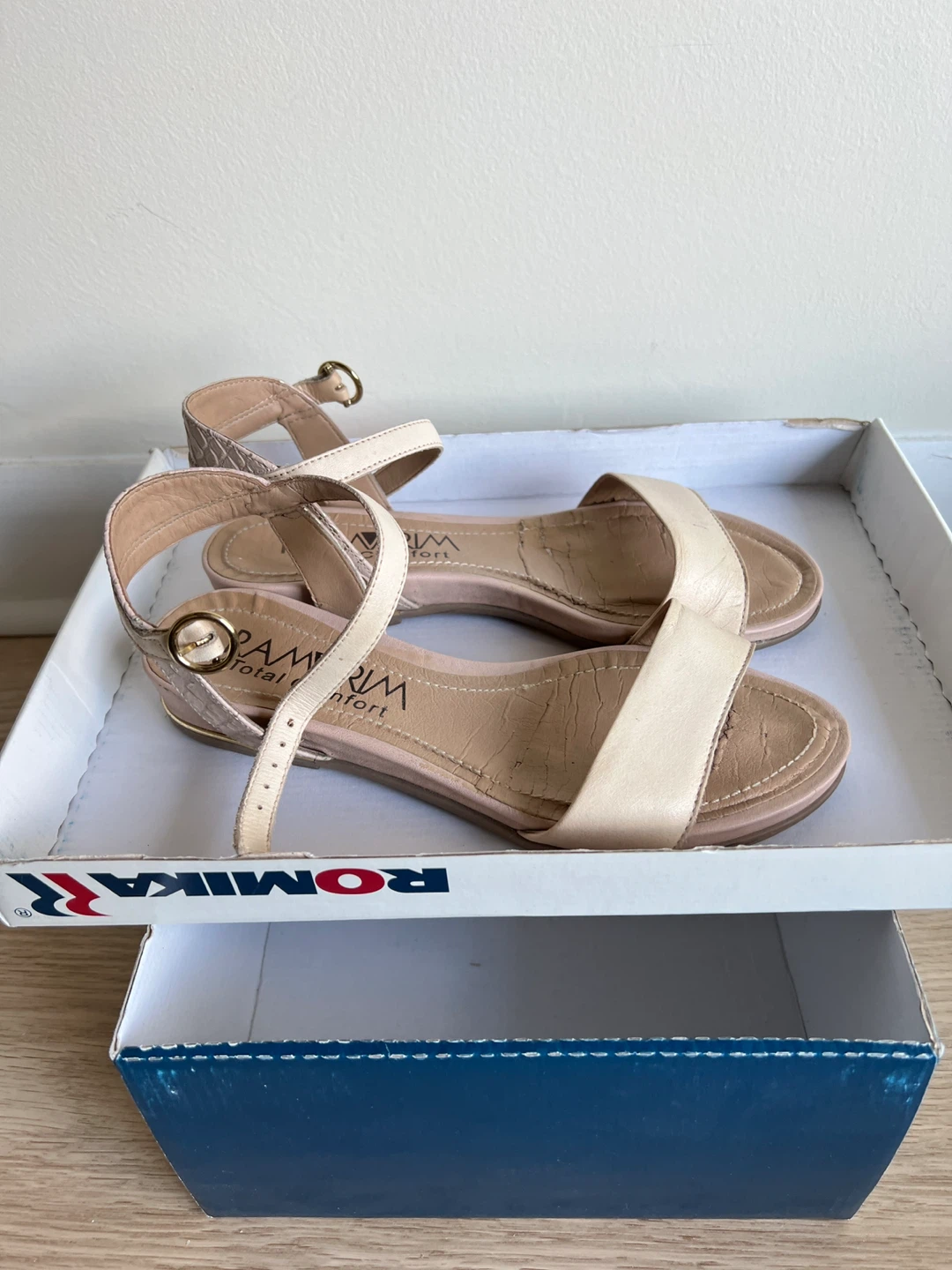 Women's Sandals