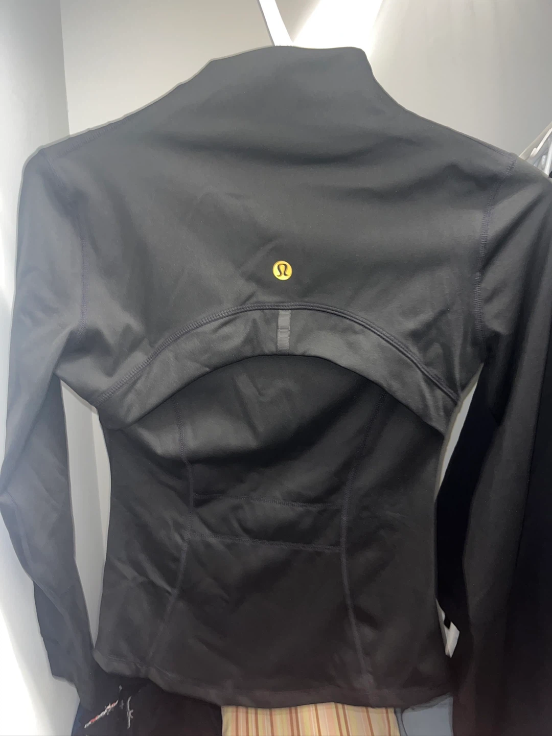 Lululemon Black Zip-Up Jacket and Leggings Set - photo 2