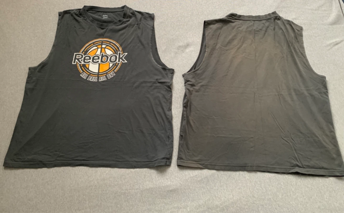 Two Reebok Men's Sleeveless T-Shirts - 2XL ⚽️ WELL WORN - photo 2