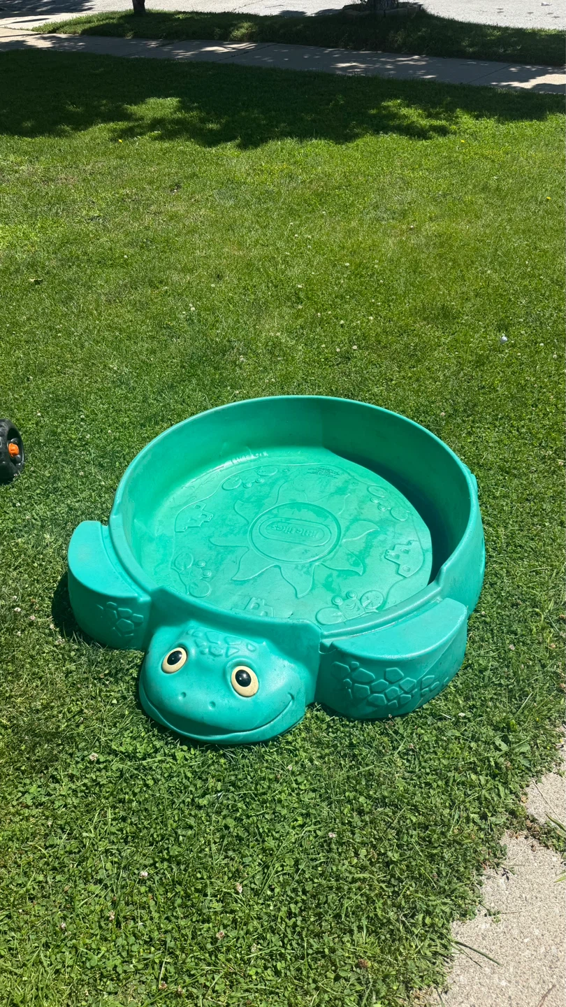 Little Tikes Turtle Sandbox no lid check checked condition
