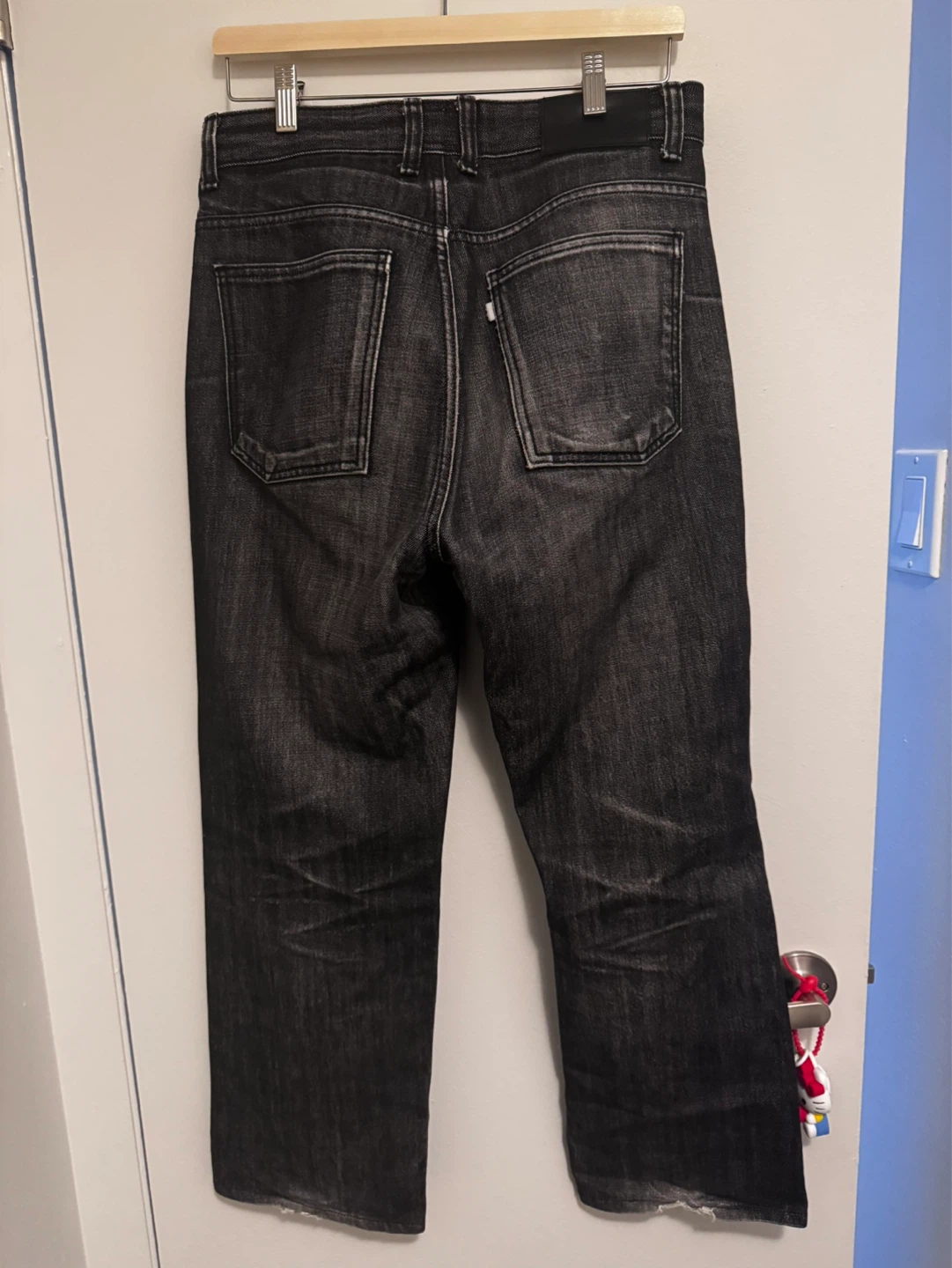 YOUTH distressed black Denim Jeans 31/26 - photo 2